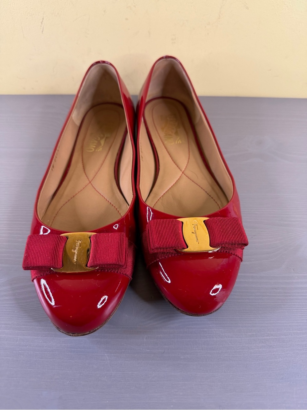 Vintage Salvatore Ferragamo Red Patent Vara Bow Flats, size 9